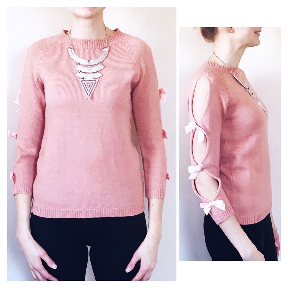 🎀 NEW • 🎉HP🎉 • Bow Sleeve Sweater • - Picture 2 of 8